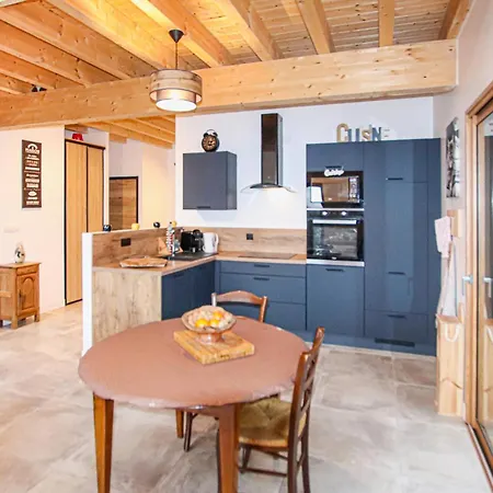 3 Bedroom In Chambon-sur-lignon Prázdninový dům *